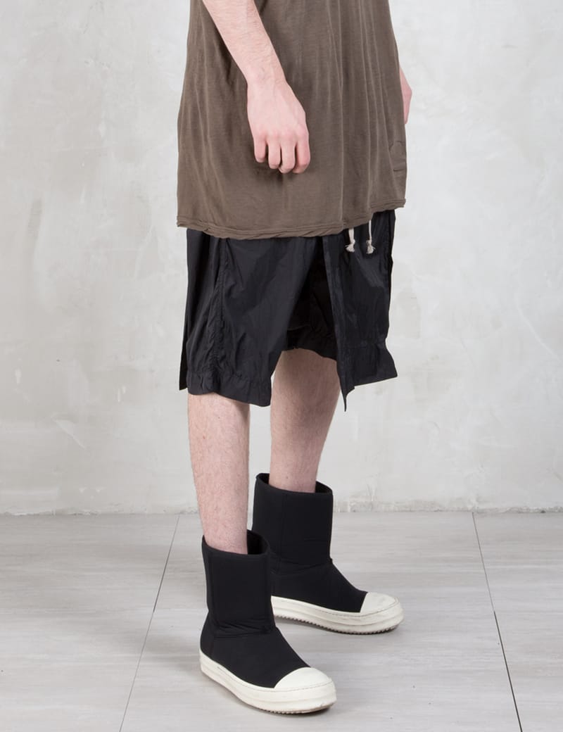 Rick Owens Drkshdw - Drkshdw Savage Pod Shorts | HBX - HYPEBEAST